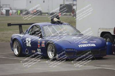 media/Jan-17-2026-CalClub SCCA (Sat) [[6b87d8fe28]]/Around the Pits/